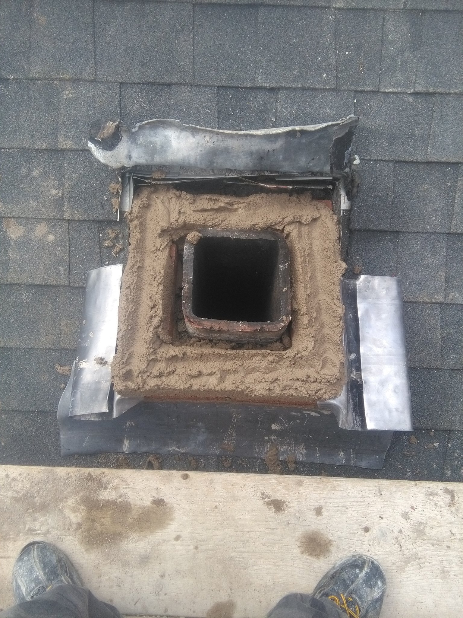 image of chimney construction services completed in Fall River, NS by Pro Chimney Services based in Halifax, NS servicing all of the Halifax-Dartmouth Regional Municipality, Bedford, Sackville, Mount Uniacke, Windsor, Hantsport , Wolfville, Kentville, Chester, Mahone Bay, Lunenburg, Bridgewater, Liverpool, Fall River, Wellington, Enfield, Elmsdale, Brookfield, Truro, Musquodoboit Harbour & surrounding areas.